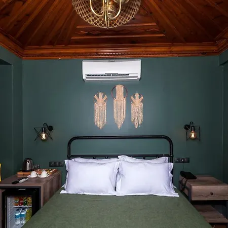 Sunset 3* מרמריס