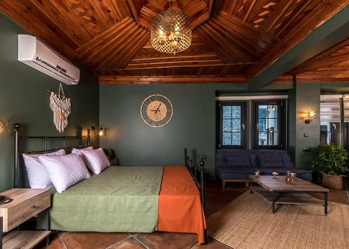 Sunset 3* Μαρμαρίς